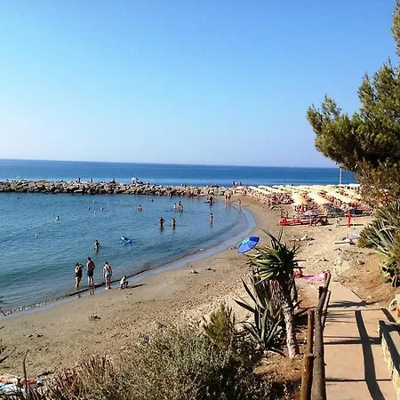 Daire Casa Riviera Dei Fiori *